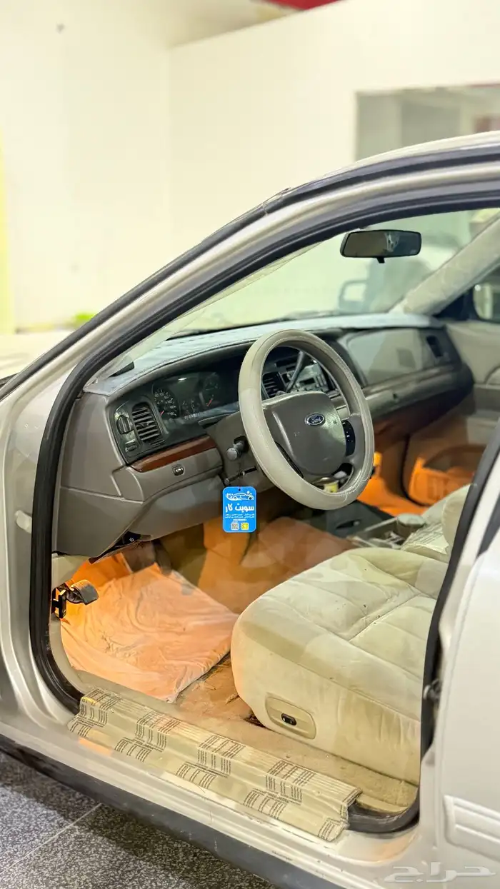للبيع فورد فكتوريا 2009 سعودي 6