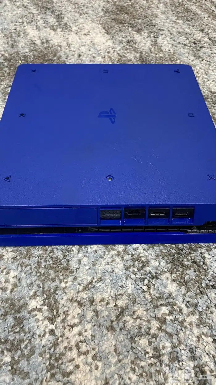 بلاي ستيشن سوني 4 مع يدين 1