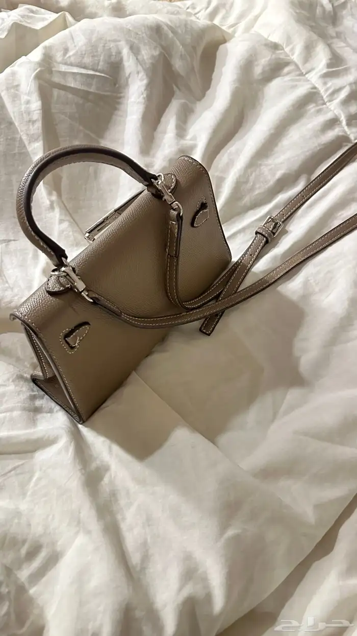 شنطه فخمه لون كاكي 2