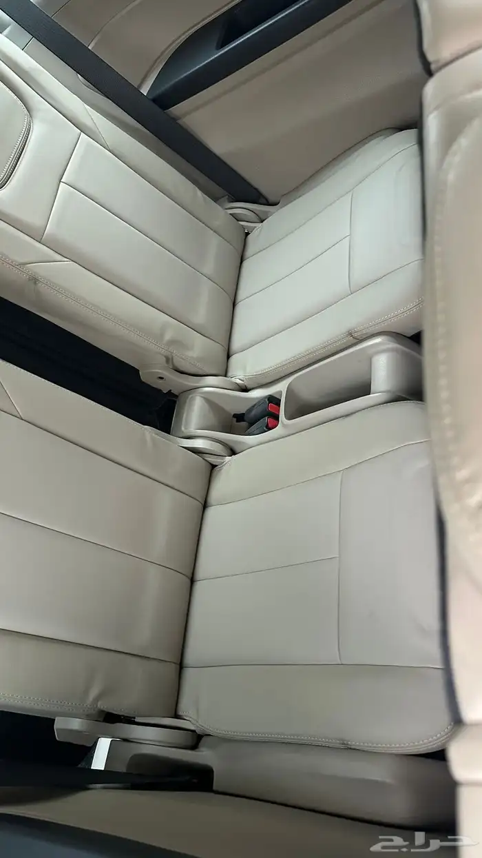 ايسوزو ام يو اكس 11