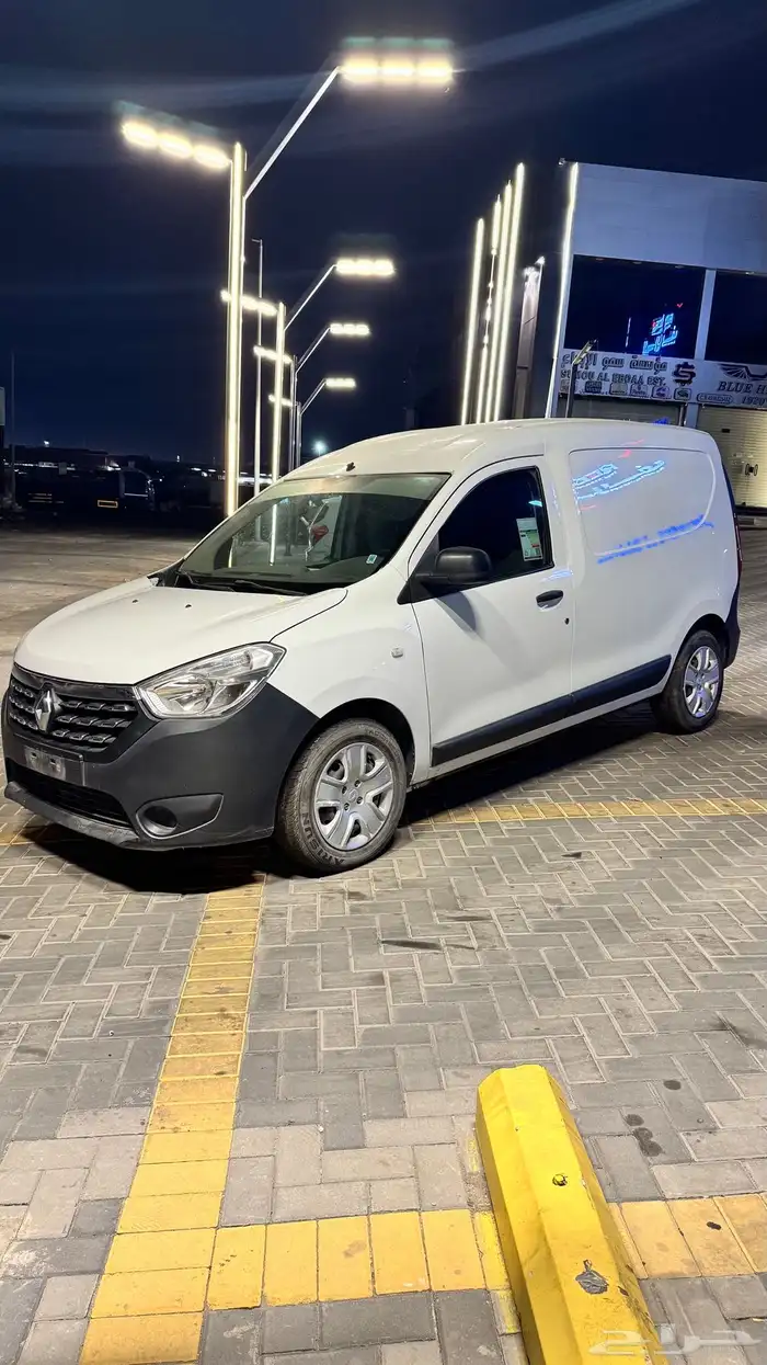 رينو دوكر 2022 1