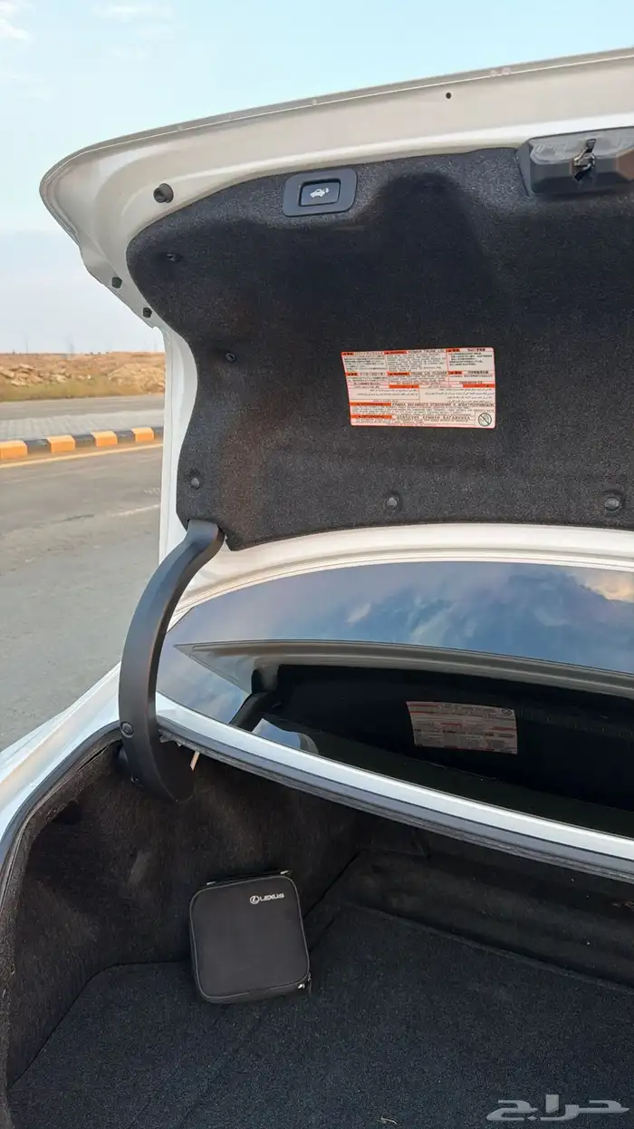 لكزس ES350 2018 فل كامل 38