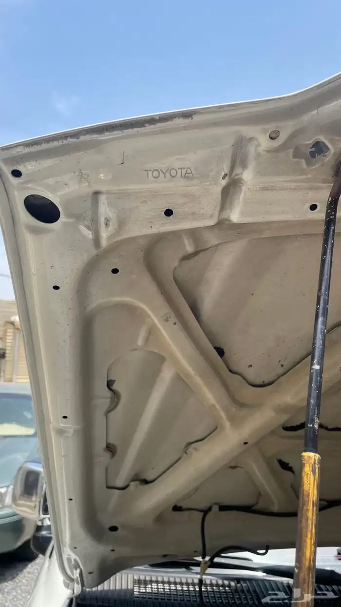 للبيع هايلوكس 2005 GLX 9