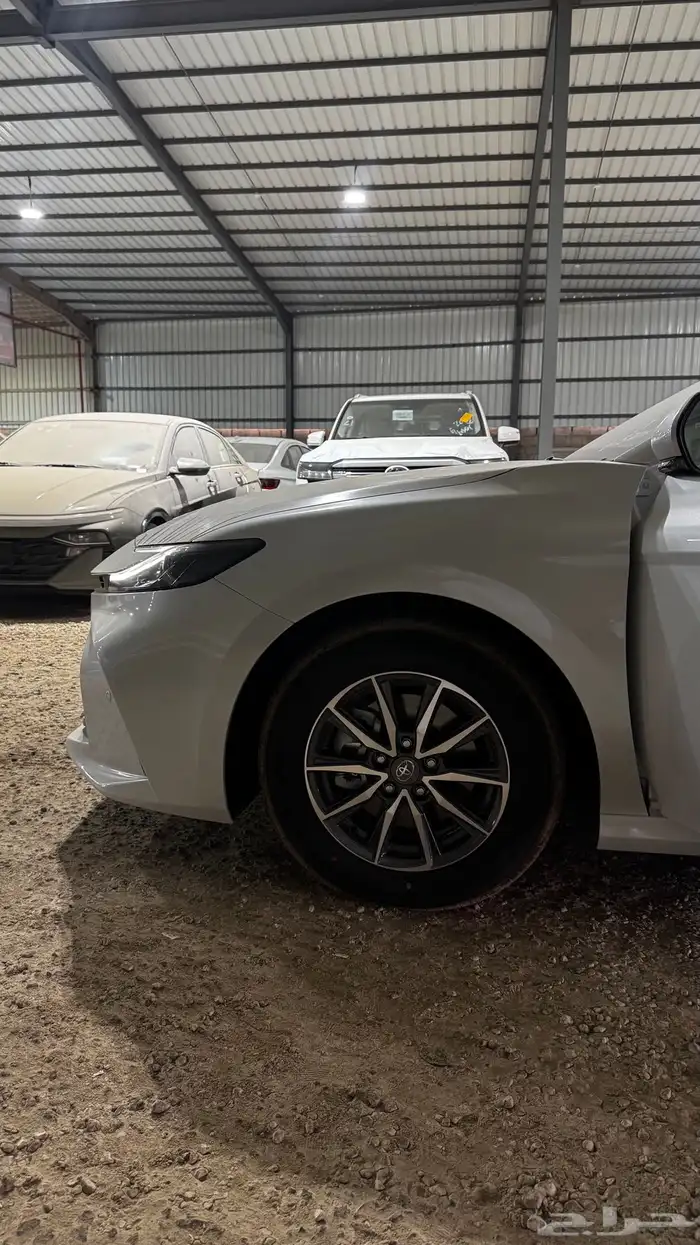 تايوتا كامري 2025 فئة E وارد الوكيل 113 500 6