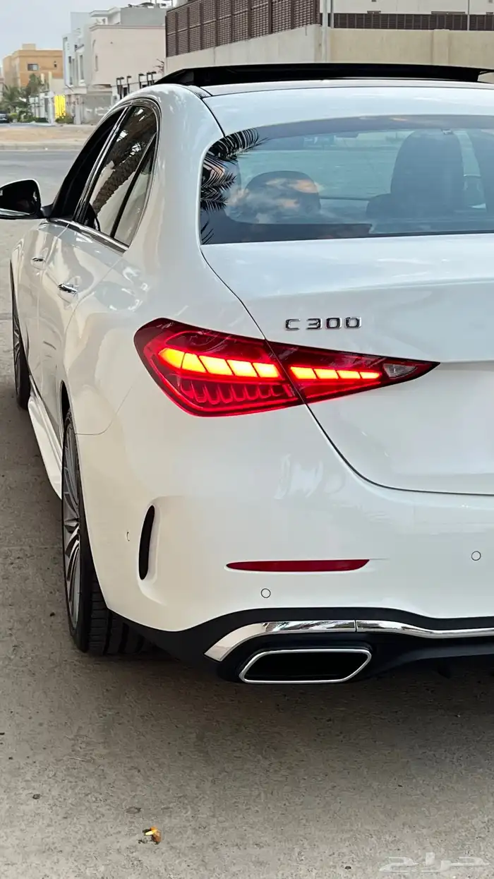 مرسيدس C300 موديل 2023 عداد 6 آلاف كيلو بحالة المصنع 43