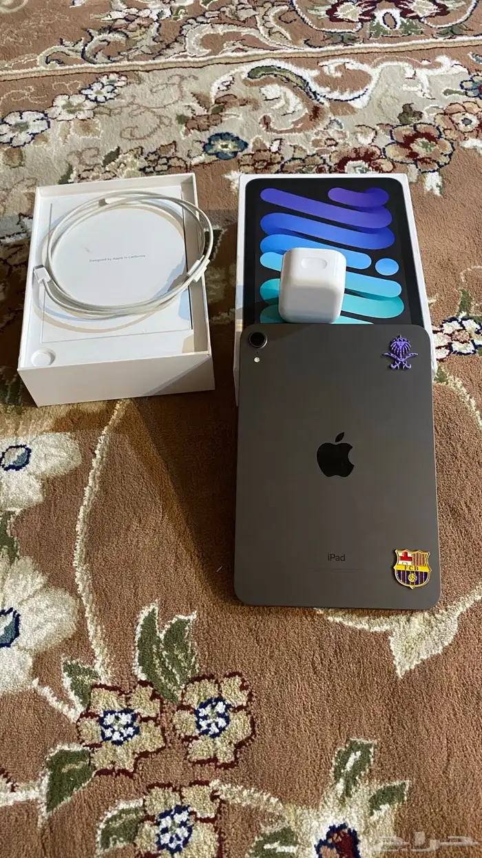 ايباد مني 6 جديد مع اغراضه كامله   نسبه البطاريه 100 0