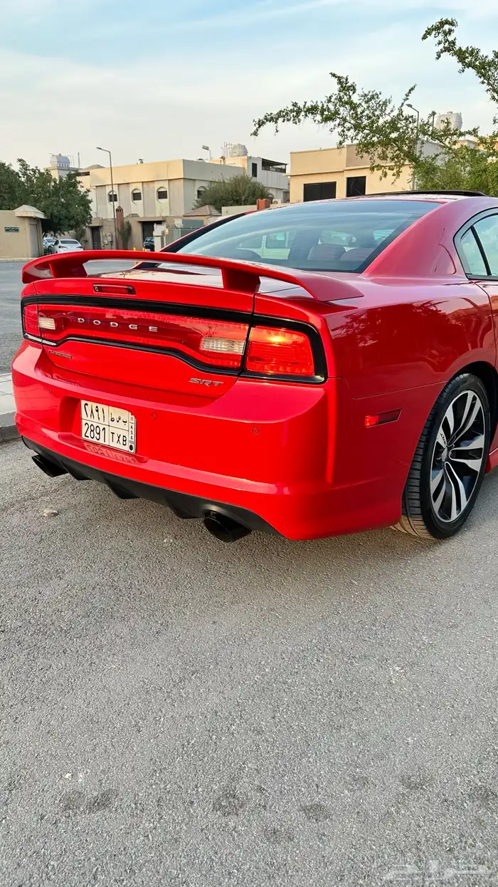 تشارجر srt8 2014 8
