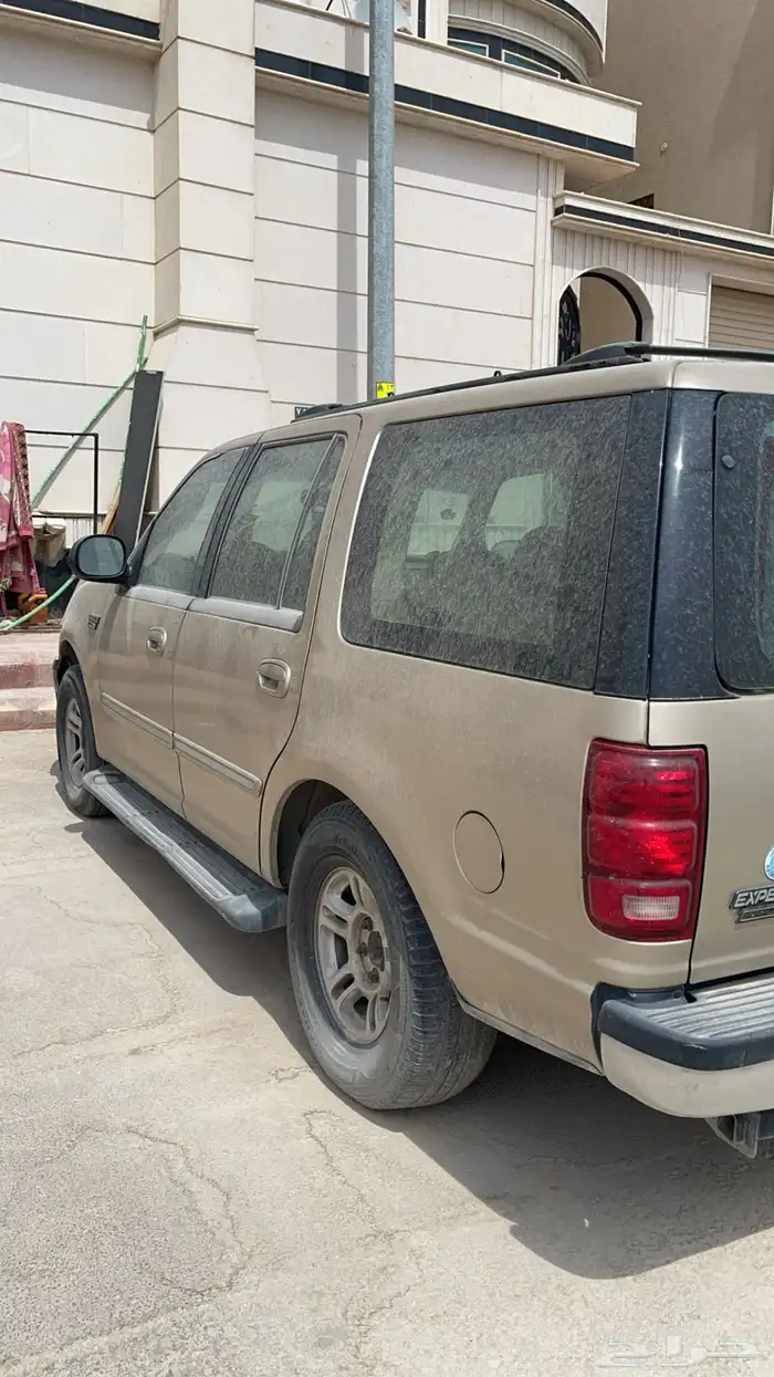 فورد اكسبيدشن مع لوحة مميزة ط و م 20 2