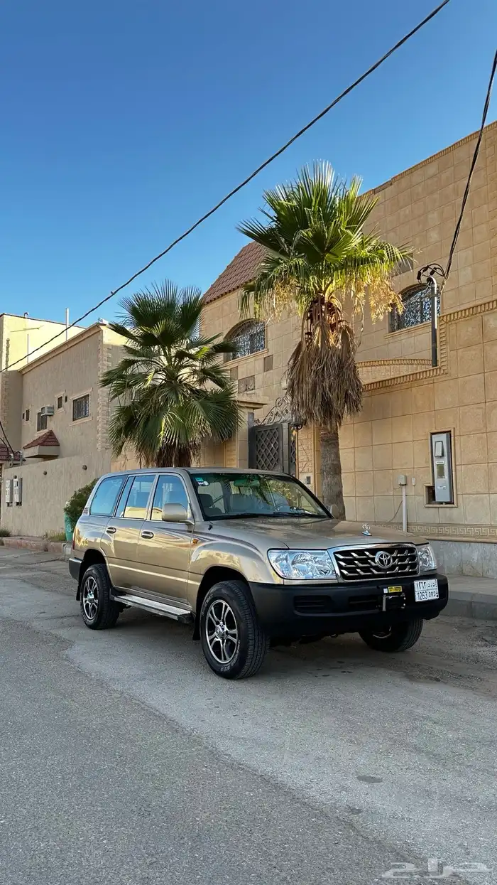 لاندكروزر هدد 2004 محول 2007 قير عادي 2