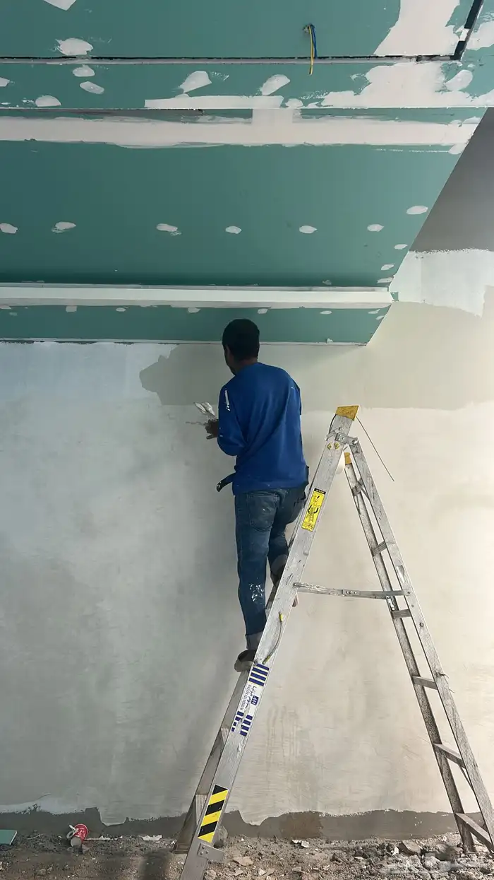 تجديد وترميم واجهات وتشطيبات داخلية وخارجية وتصاميم 3