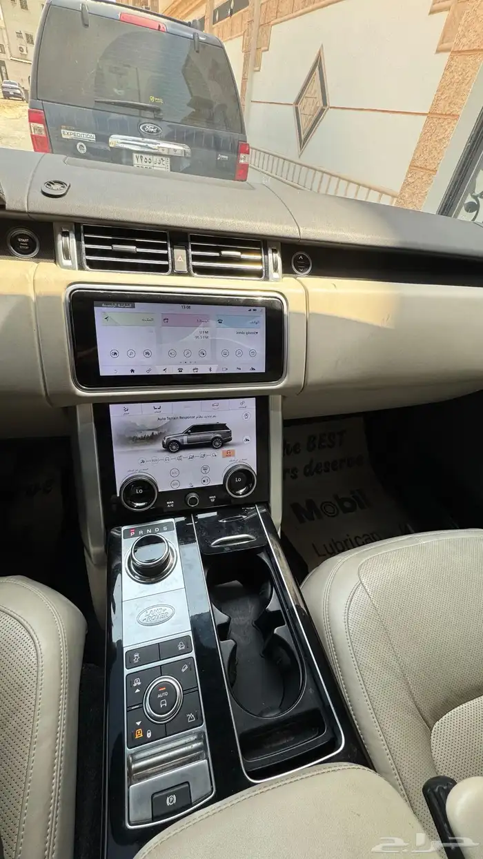 رنج روفر 2020 لوحة دبي 17