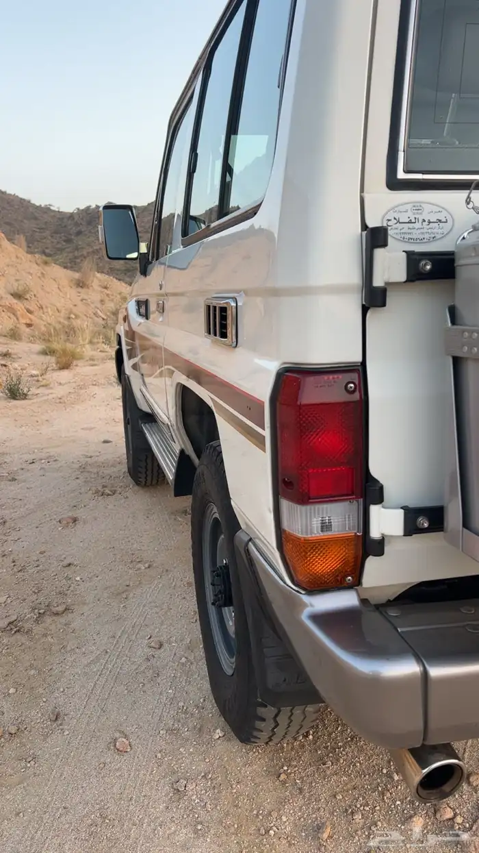 جيب ربع 2016 ابيض 25