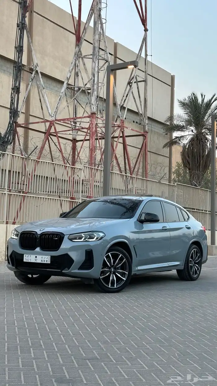 للبيع Bmw x4 40iM موديل 2023 13