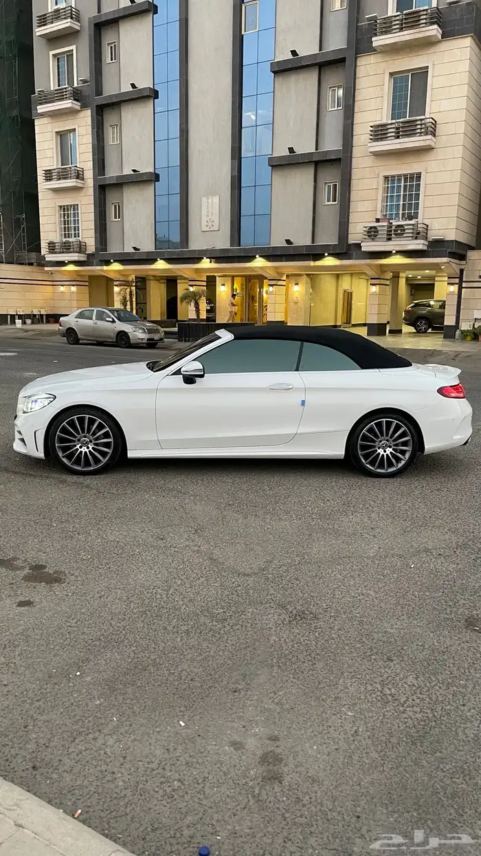 مرسيدس C200 AMG كوبيه كشف 2023 3