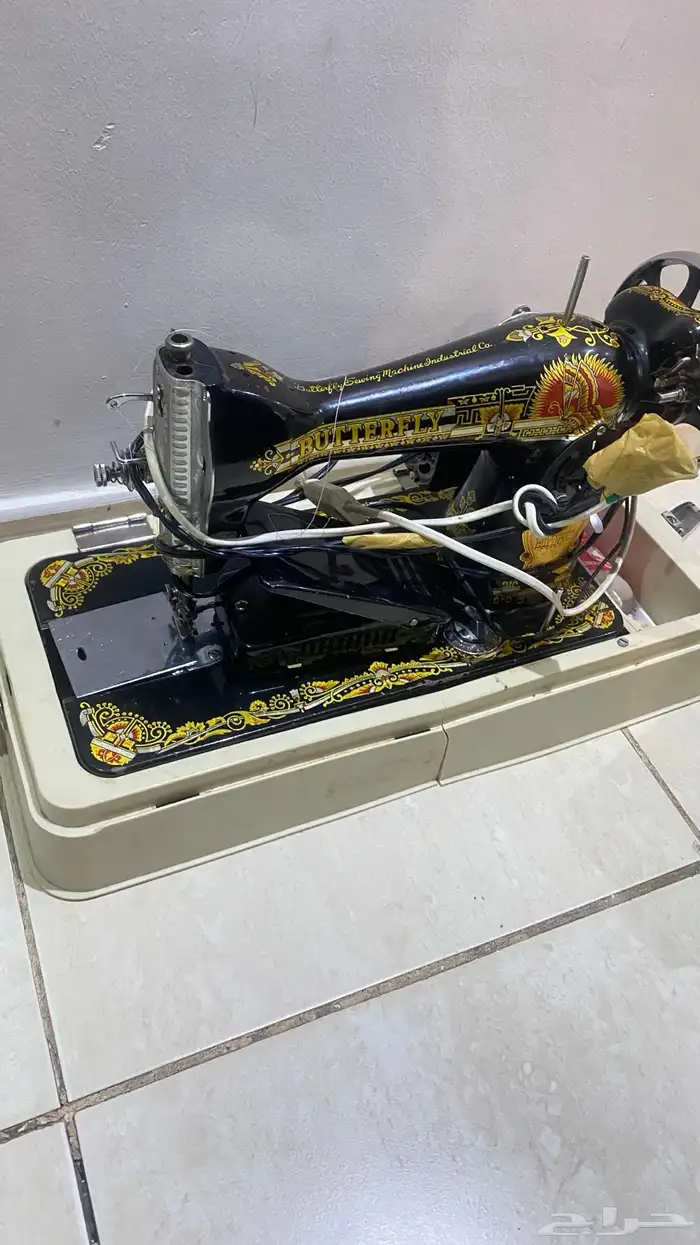 مكينة خياطة 0