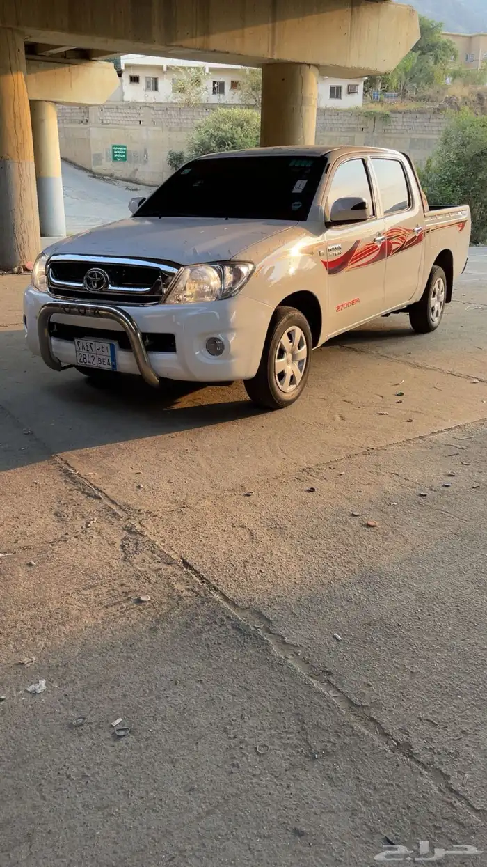 هايلوكس 2010 1