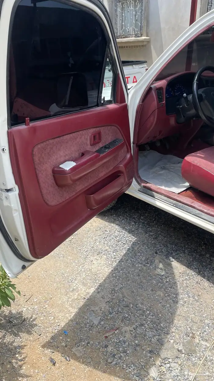 للبيع هايلوكس 2005 GLX 3