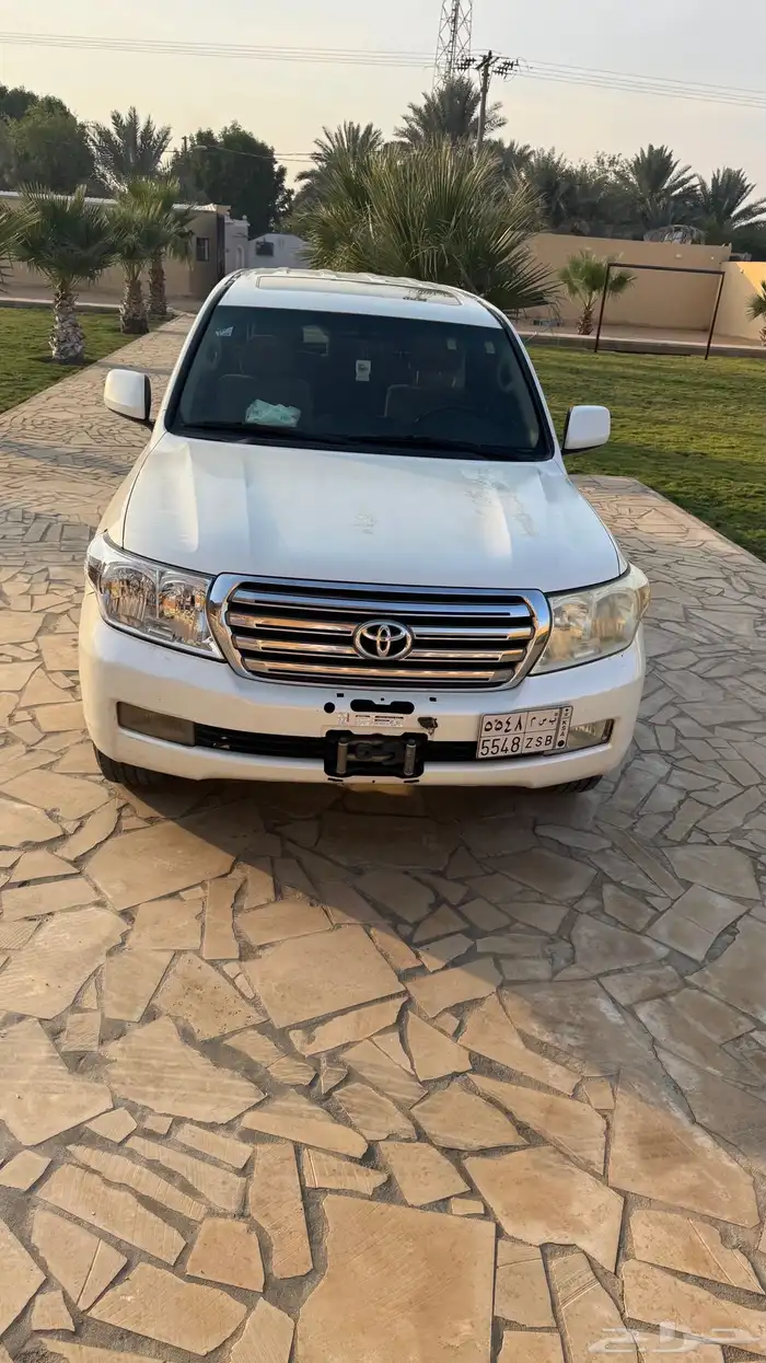 لاندكروزر GX V6 موديل 2010 بدي وكاله ومحركات على شد المصنع 24