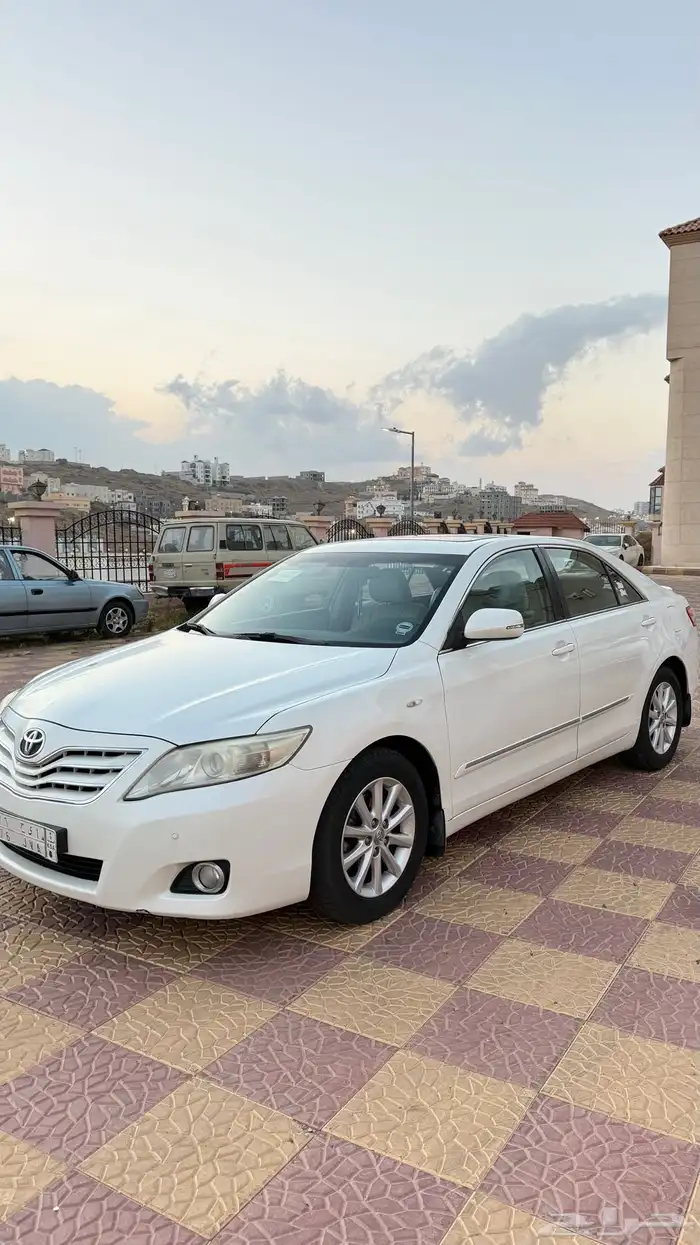 للبيع كامري 2011 2