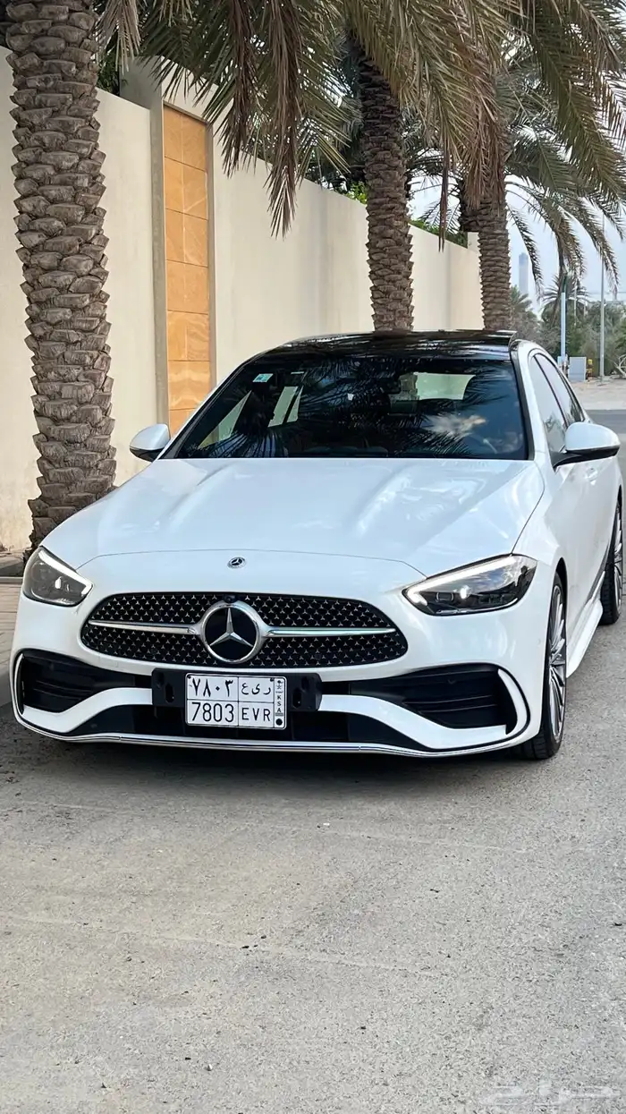 مرسيدس C300 موديل 2023 عداد 6 آلاف كيلو بحالة المصنع 16