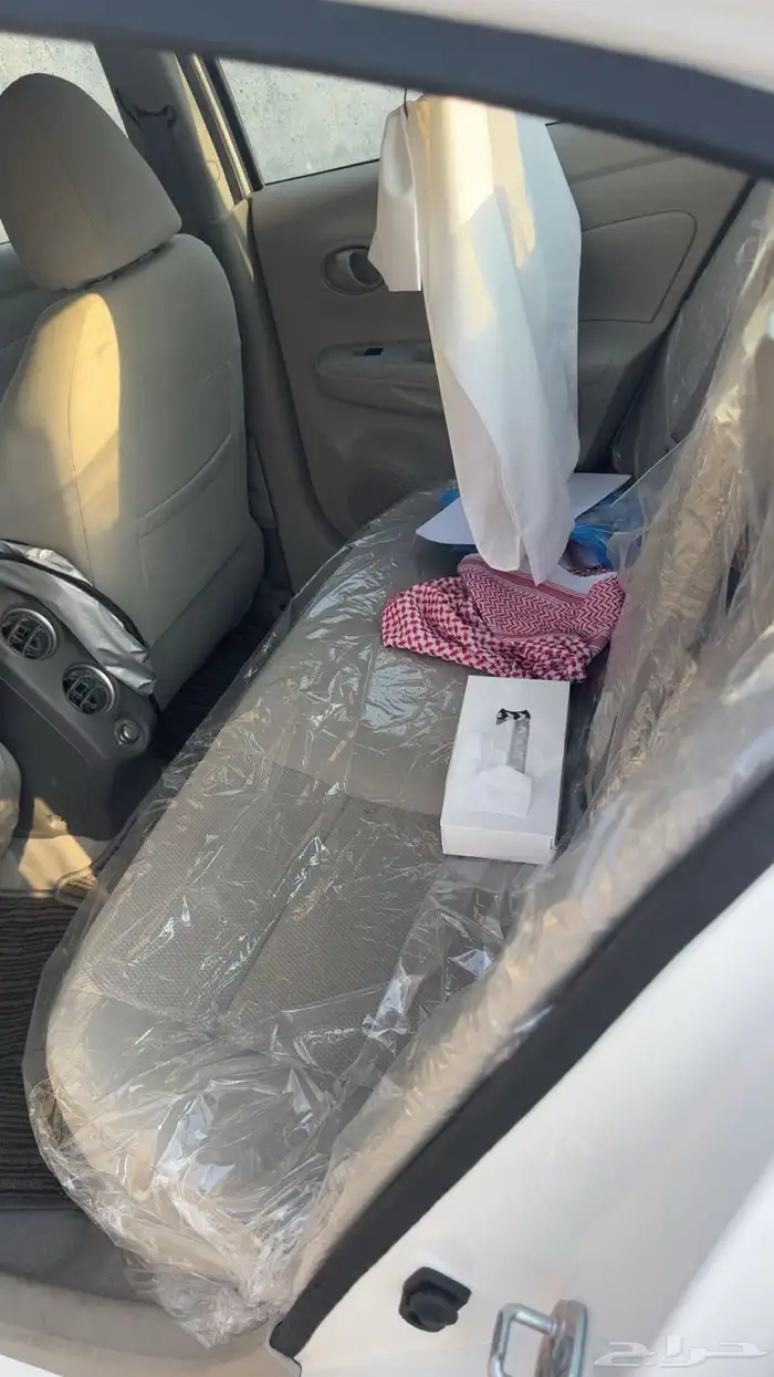 للبيع نيسان صني 2023 شبه جديد 9