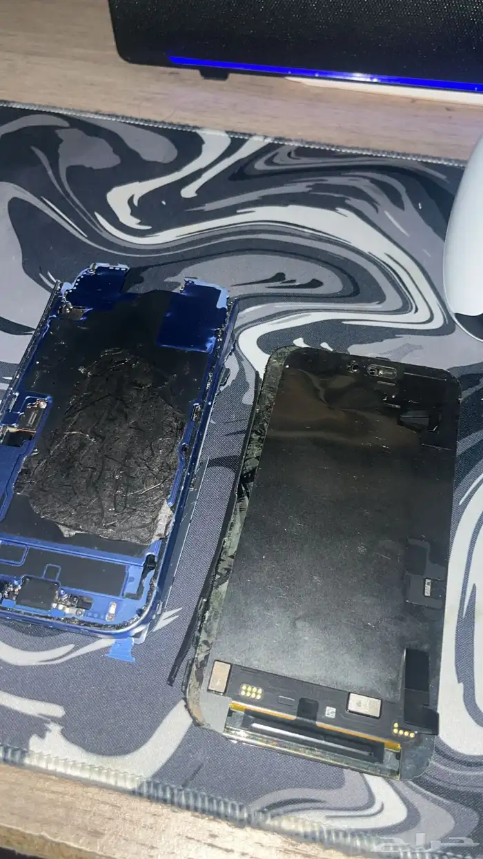 آيفون 16 مكسور 1