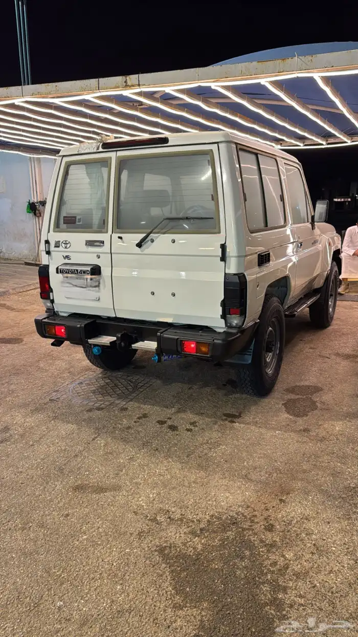 للبيع ربع وارد وليد بوليسي 2022 مخزن 5