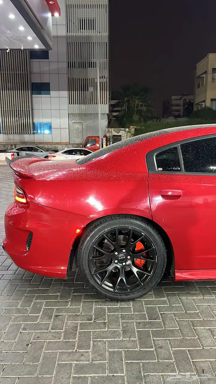 دودج تشارجر للبيع او بدل بموستنق gt 6