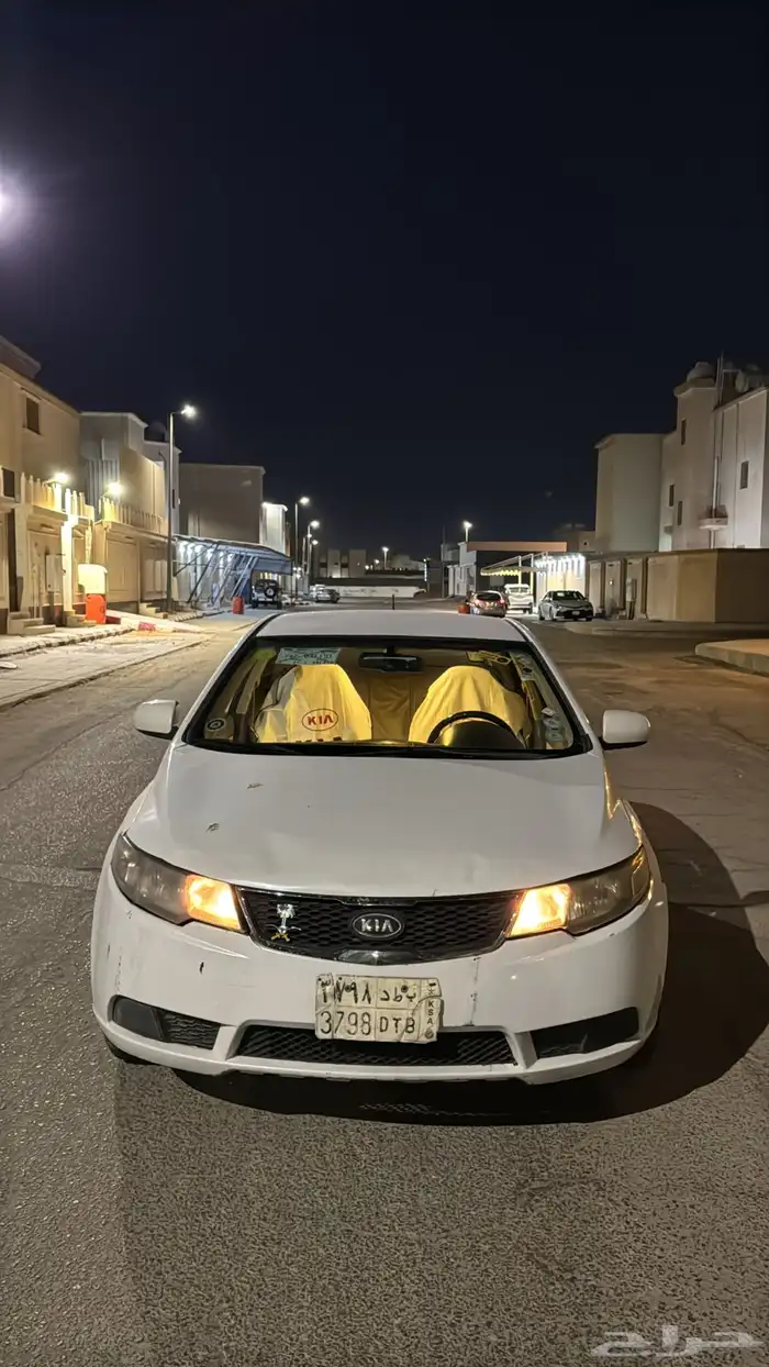 للبيع كيا سيراتو م 2012 18