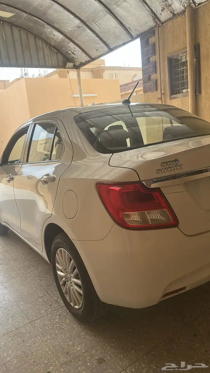 سزوكي ديزاير 1