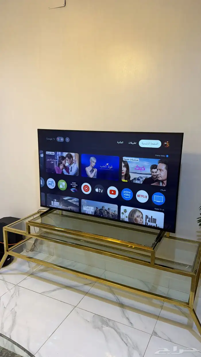 كنب للبيع من سنتر هوم 4 مقاعد وكنبه فريده وطاوله تلفزيون 3