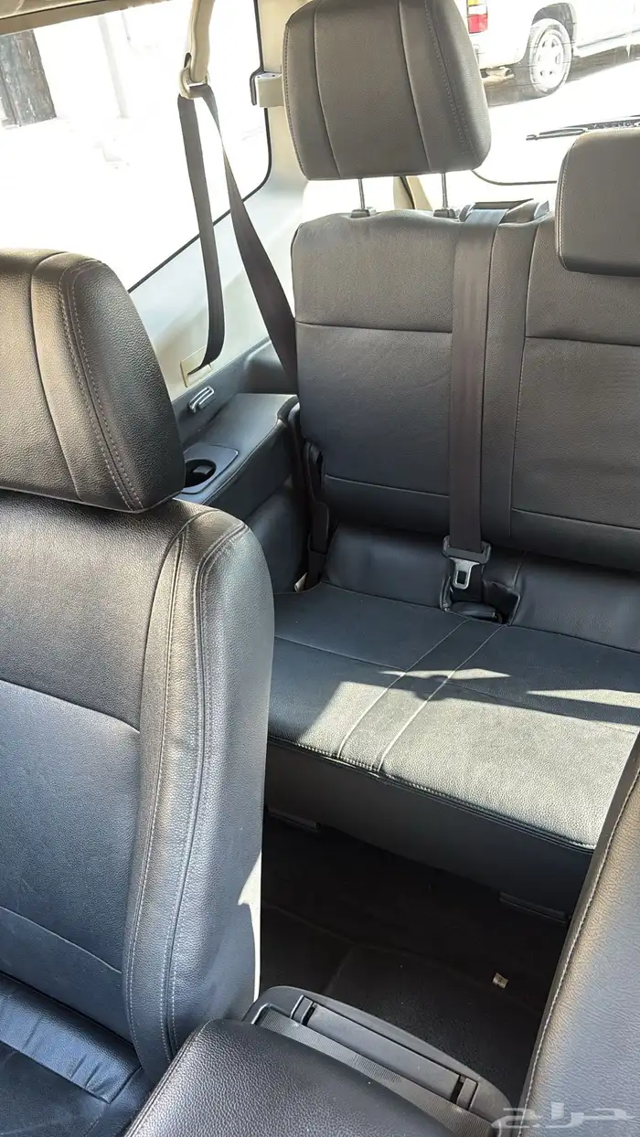 للبيع متسوبيشي باجيرو 18