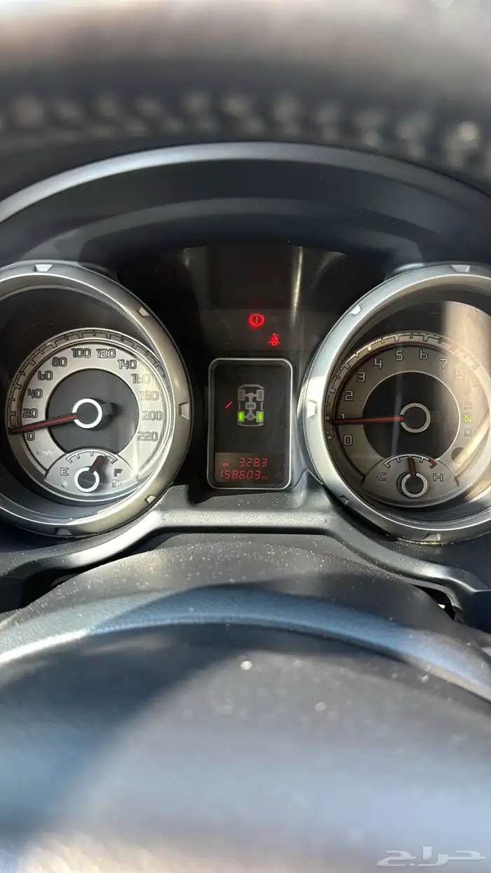 للبيع متسوبيشي باجيرو 16