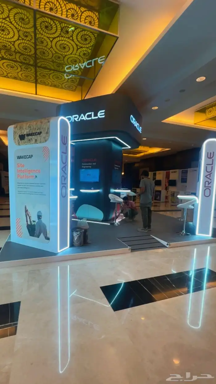 تجهيز فعاليات ومؤتمرات   شاشات   صوت   إضاءة   إدارة كاملة 10