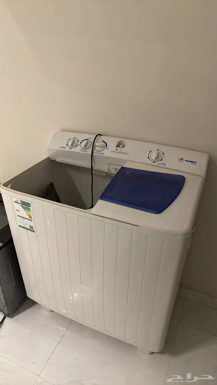 غسلله مخزنه م اشتغلت 13 سعتها وفرن وغاز شوايه م استخدم 0