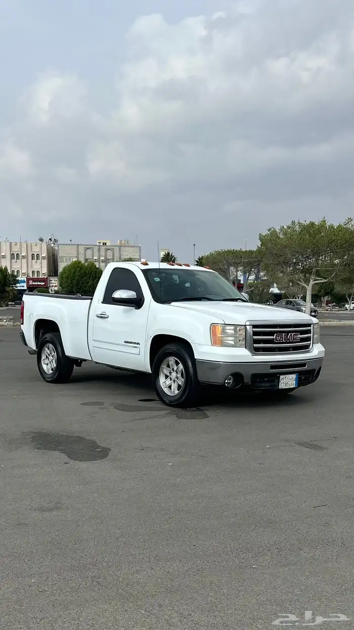 GMC سييرا 2011 0