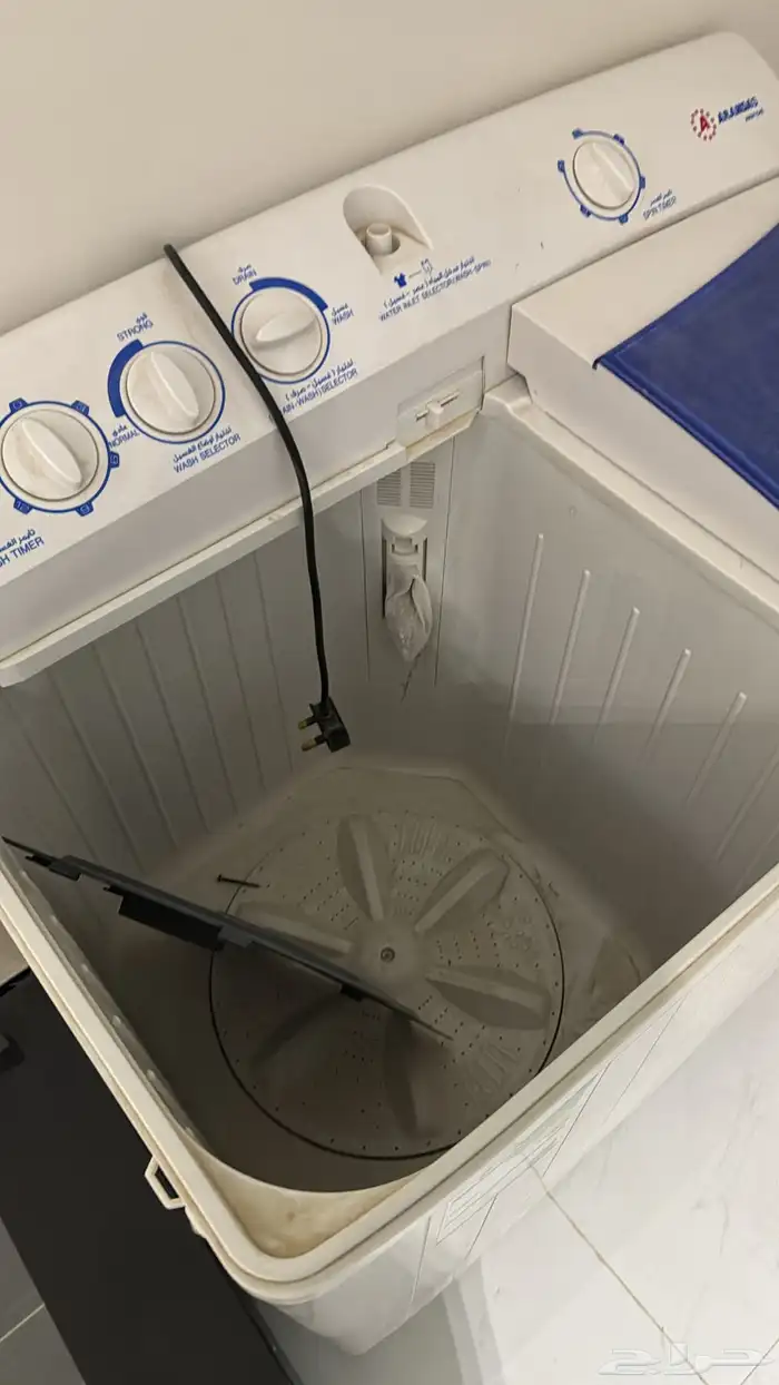 غسلله مخزنه م اشتغلت 13 سعتها وفرن وغاز شوايه م استخدم 1