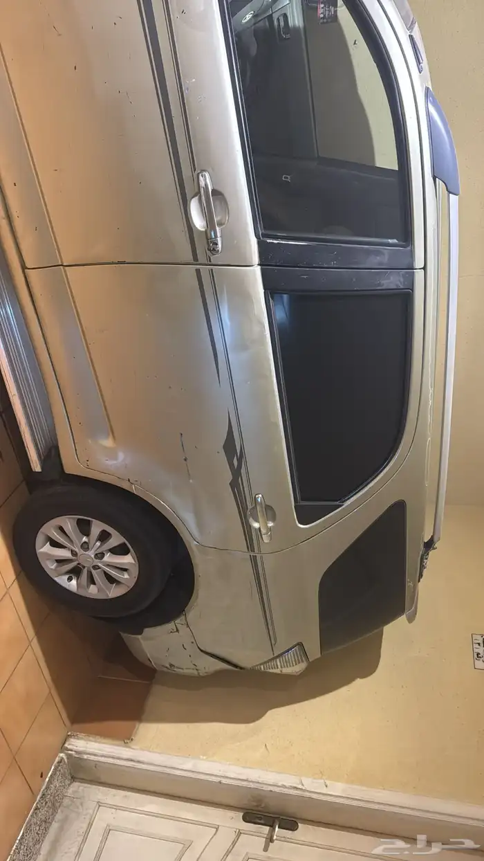 جيب ديهاتسو تيريوس 2012 2