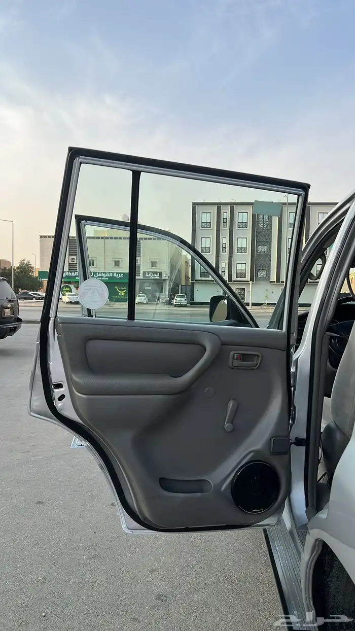 لاندكروزر جي 2007 12