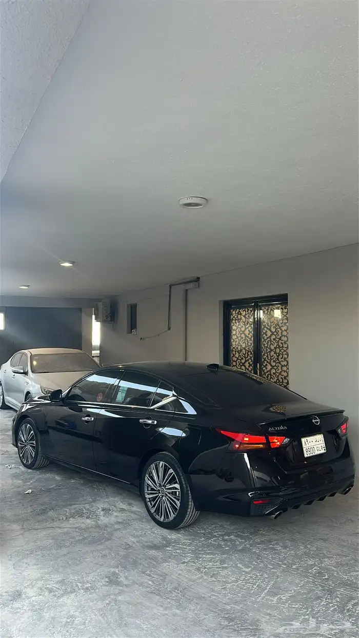 للبيع التيما اسود2024 نص فل للمستخدم 8