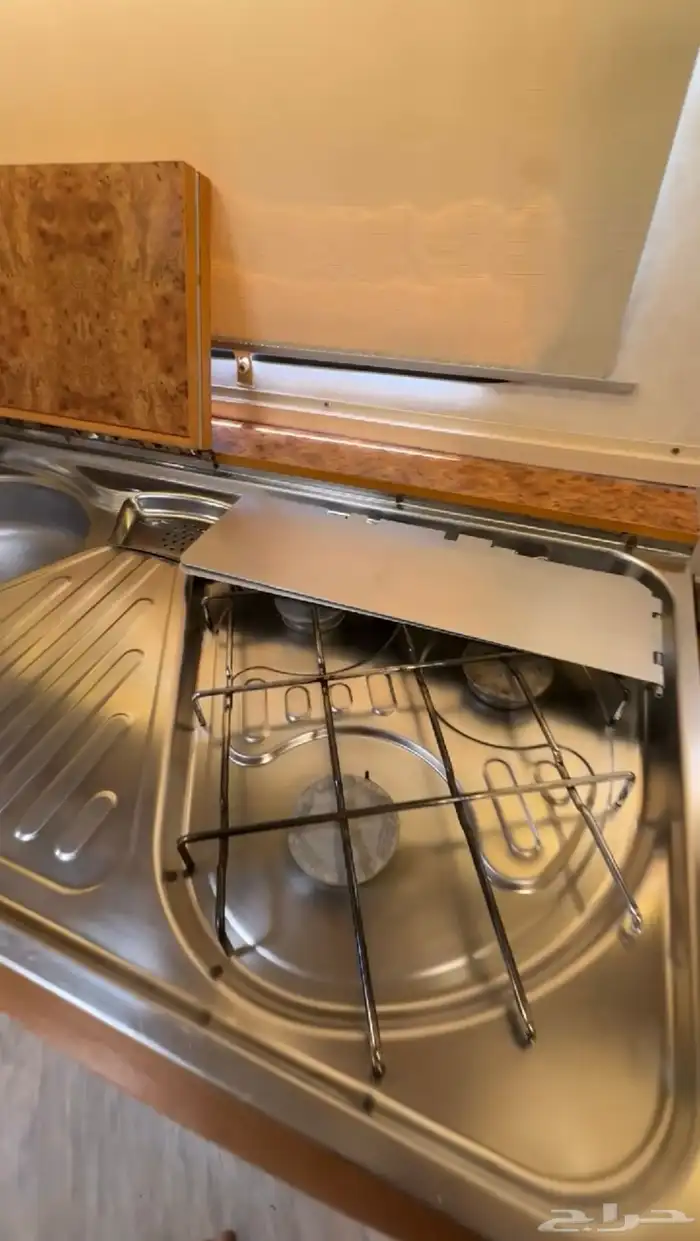 كرفان ألماني موديل 2000 2