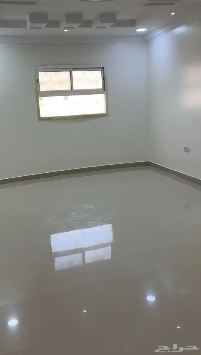 دور علوي بالرياض بحي عكاظ للإيجار 5