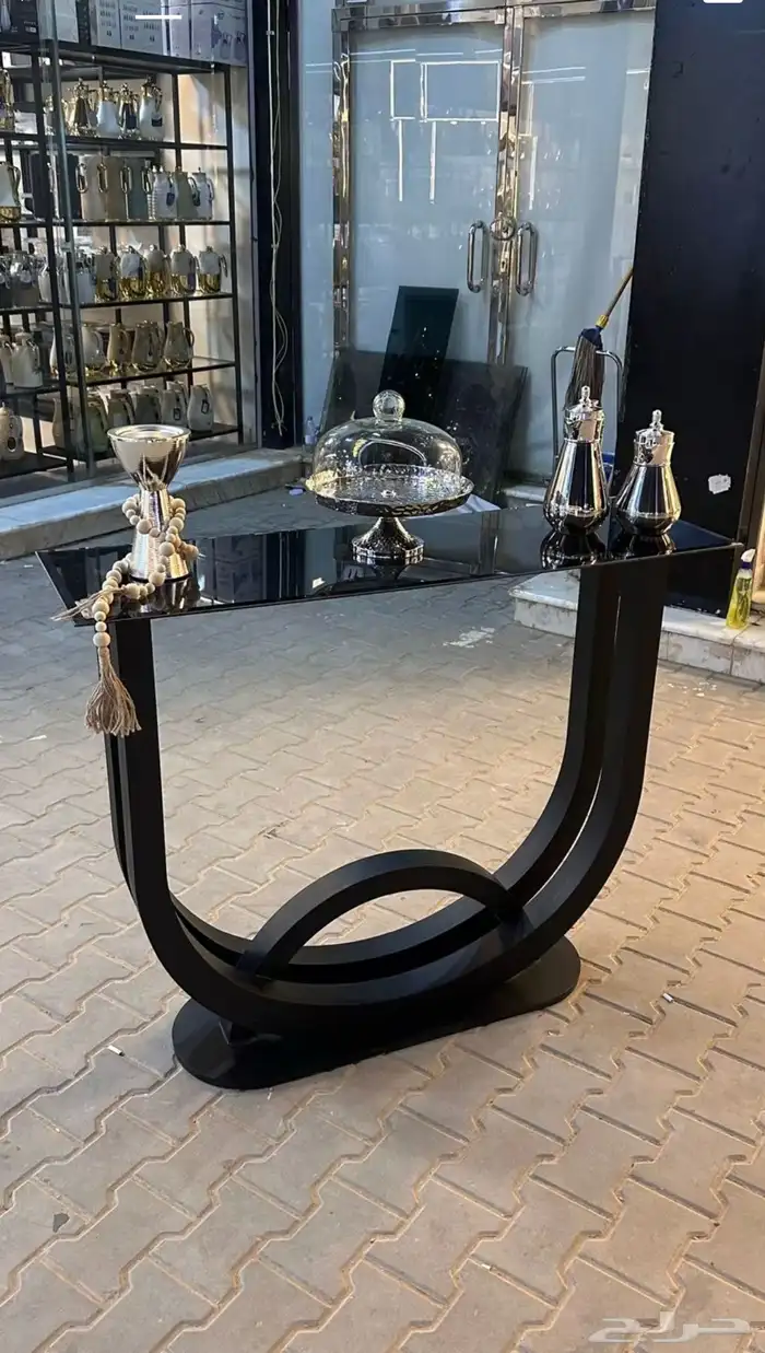 طاولات تفصيل حسب طلب 32