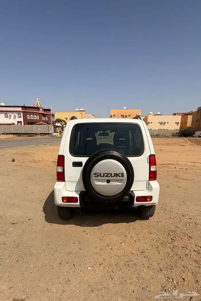للبيع جيب جمني سوزوكي 9