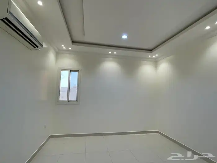 شقة تاون هاوس المساحه 142 للبيع حي الياسمين 3