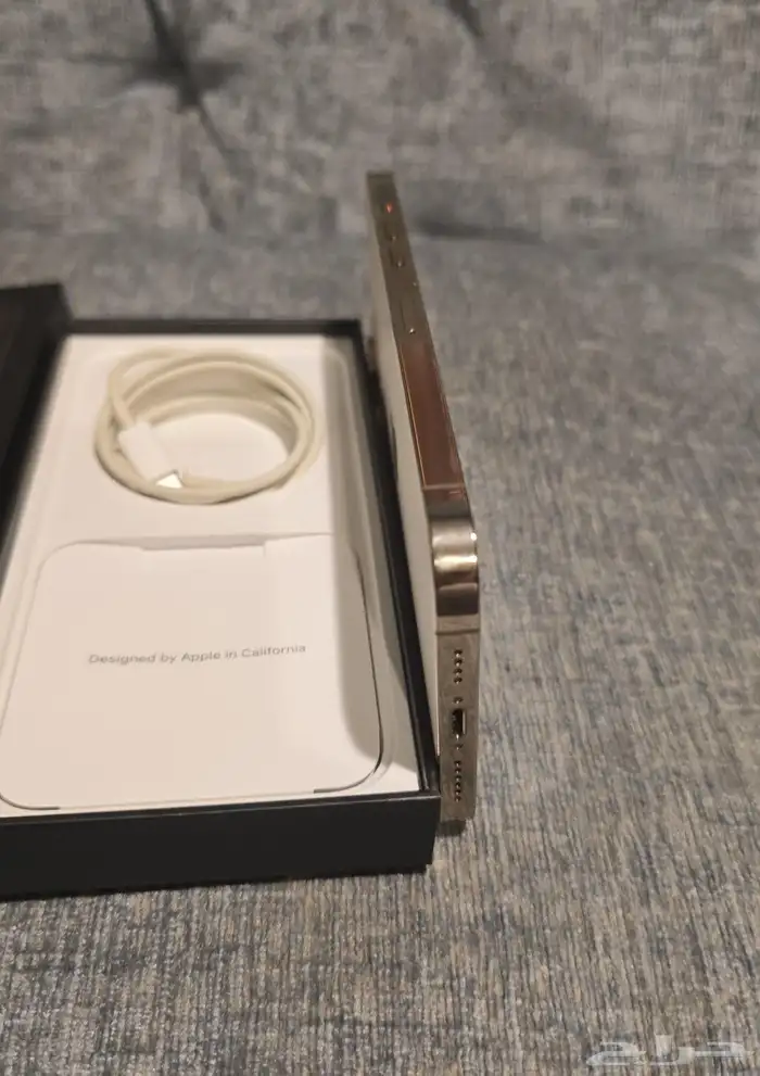 جوال اخوي الجديده بدون اي خدوش نسبة البطارية 76 4