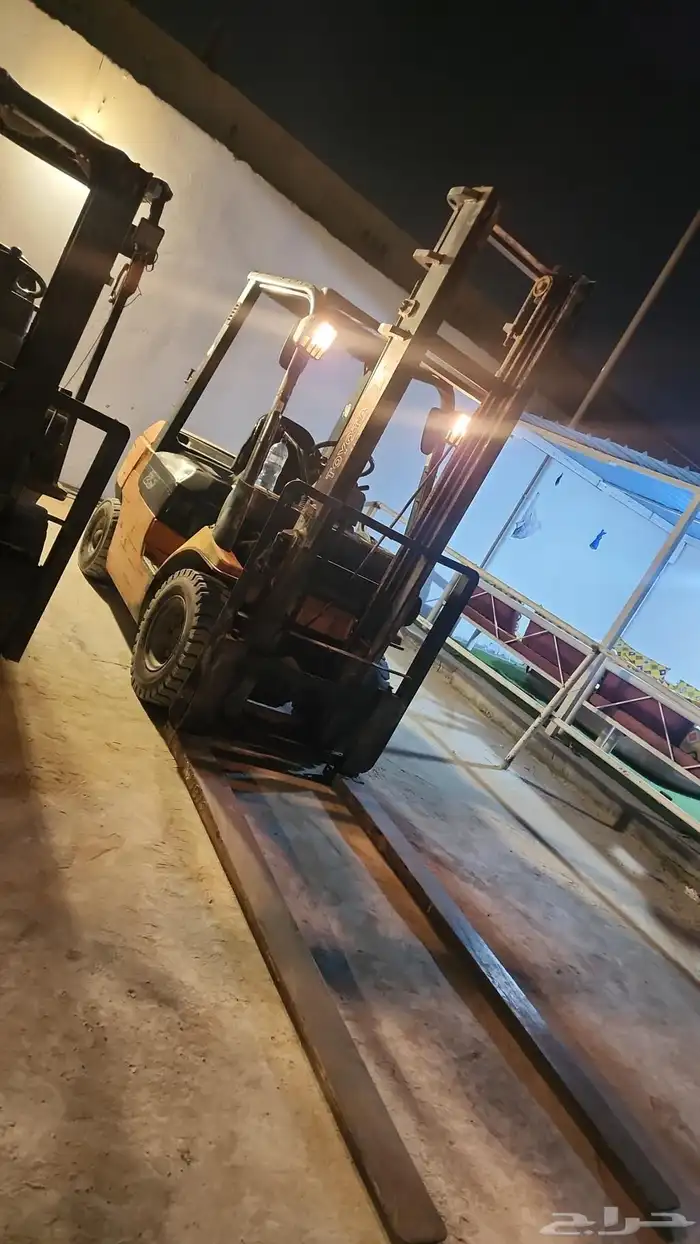 رافعة شوكيه فركلفت للايجار 3