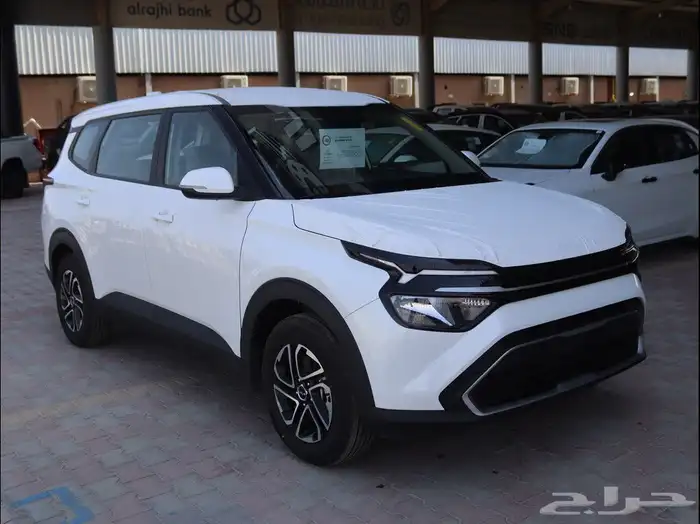 كيا كارينز استاندر 2025 1