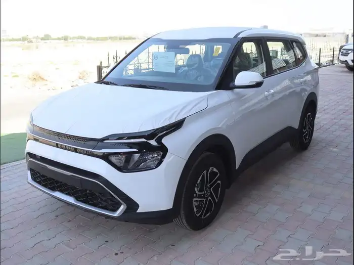 كيا كارينز استاندر 2025 4