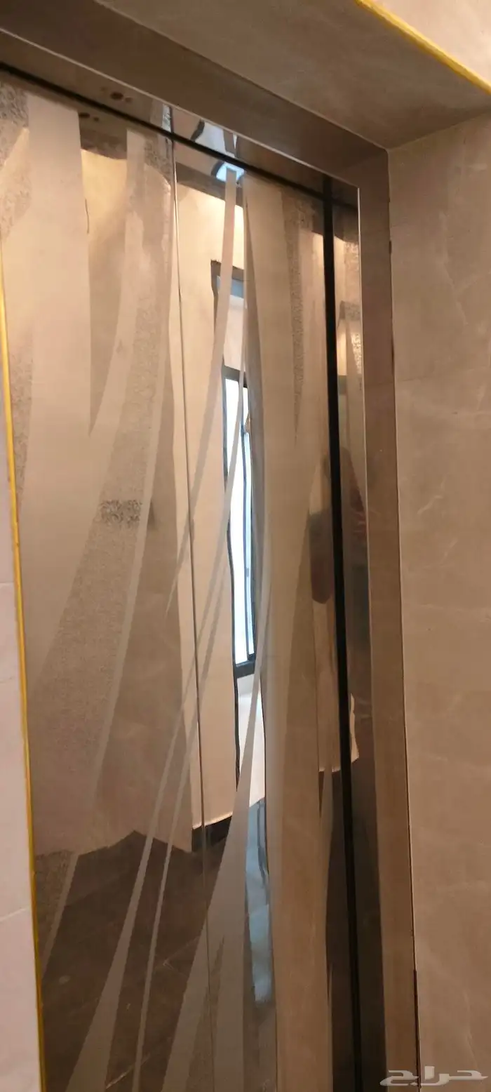 للبيع شقق ارضية وعلويه موقع مميز أسعار تبدا من 520الف 23